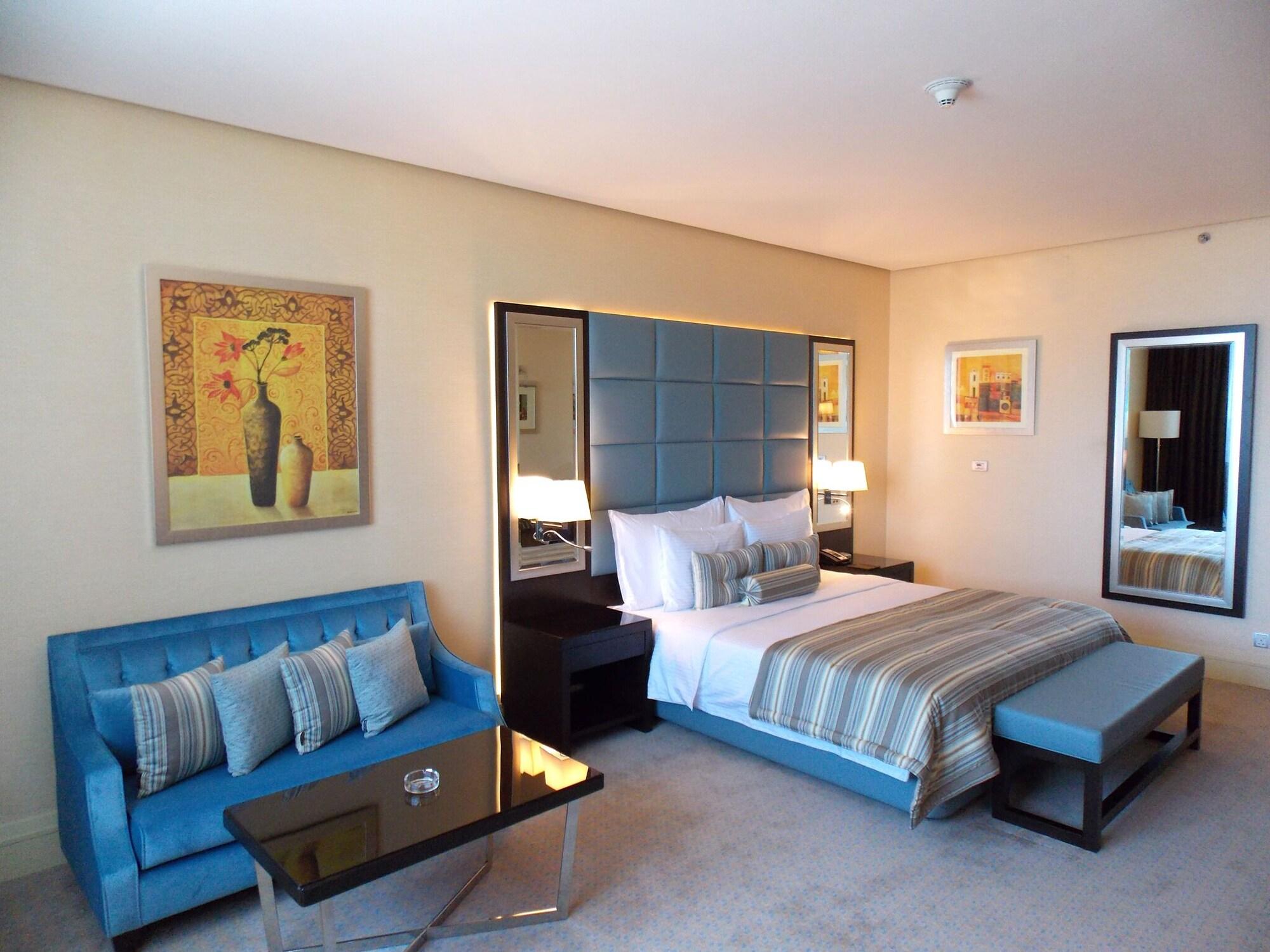 Millennium Hotel & Convention Centre Kuwait Kuwait City Exterior photo A bedroom at the hotel