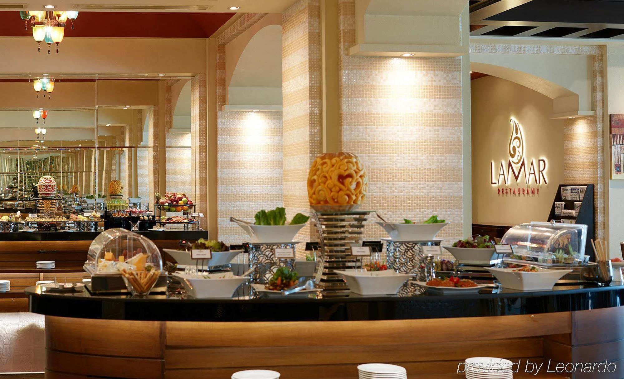 Millennium Hotel & Convention Centre Kuwait Kuwait City Exterior photo Avar Restaurant