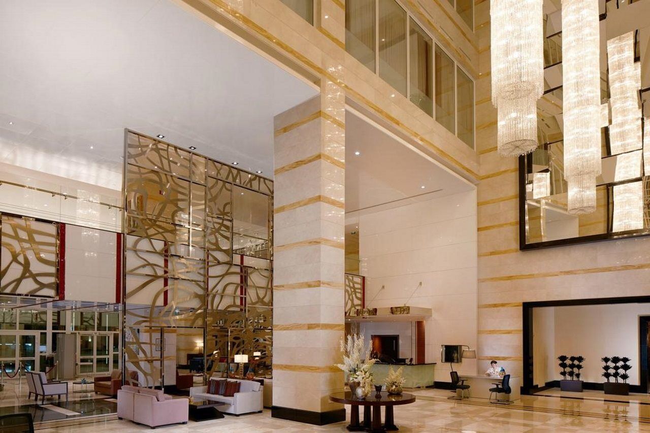 Millennium Hotel & Convention Centre Kuwait Kuwait City Exterior photo Lobby