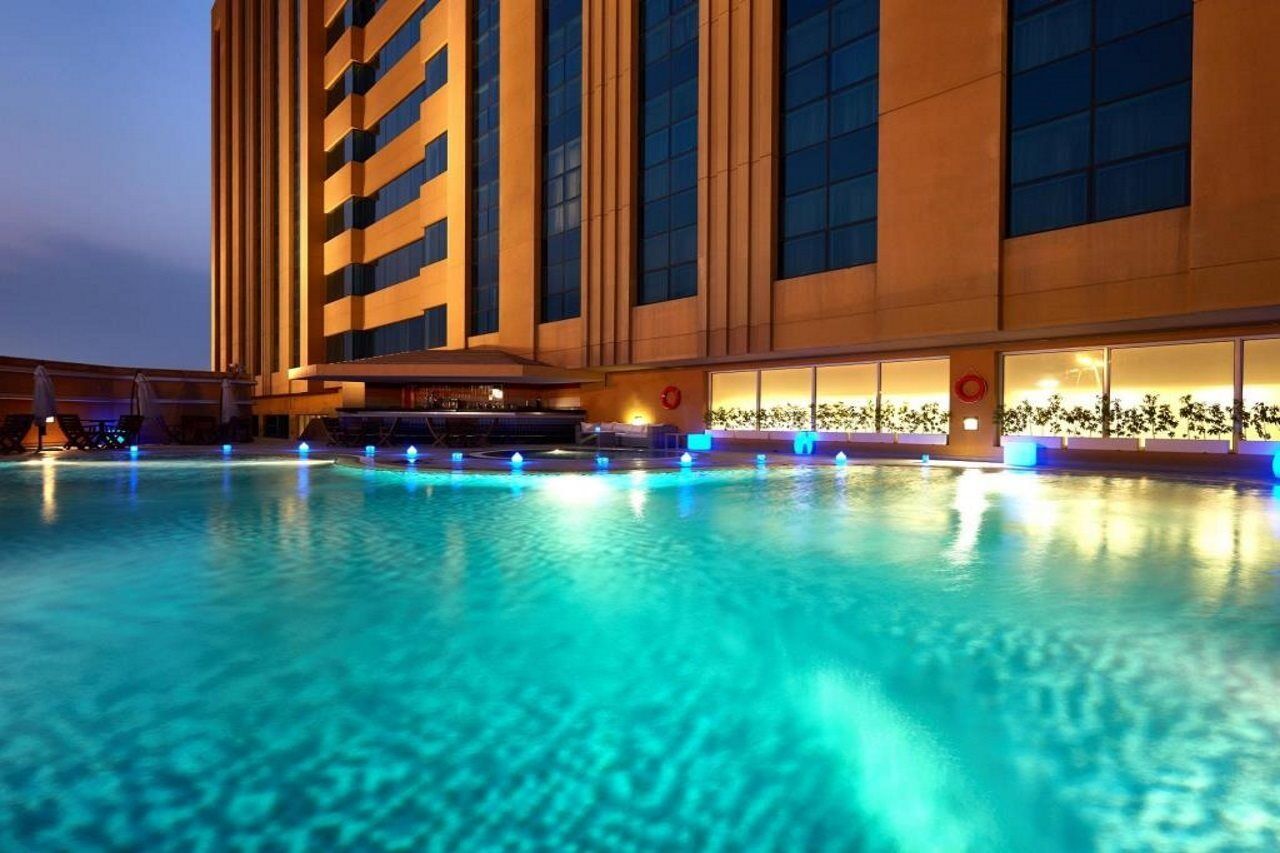 Millennium Hotel & Convention Centre Kuwait Kuwait City Exterior photo The pool at the hotel